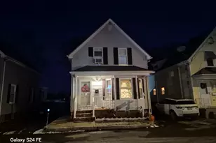 15 Harvard St, Gloucester, MA 01930 - Photo 2