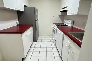 33 Pond Ave, Brookline, MA 02445 - Photo 2