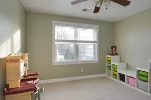 18 Lincoln Ave, Millbury, MA 01527 - Photo 12