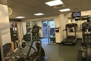 33 Pond Ave, Brookline, MA 02445 - Photo 10