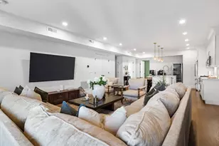 258-260 W 3rd St, Boston, MA 02127 - Photo 2