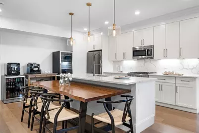 258-260 W 3rd St #1, Boston, MA 02127 - Photo 12