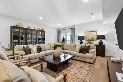 258-260 W 3rd St #1, Boston, MA 02127 - Photo 4