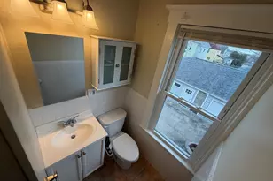 320 Wood St, New Bedford, MA 02745 - Photo 16