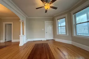 320 Wood St, New Bedford, MA 02745 - Photo 2