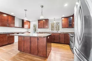 212 Mill St, Mansfield, MA 02048 - Photo 4