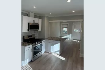 801 Granite #2, Braintree, MA 02184 - Photo 2