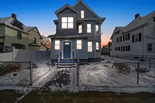 55 Malden St, Springfield, MA 01108 - Photo 2