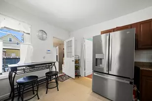 55 Malden St, Springfield, MA 01108 - Photo 14