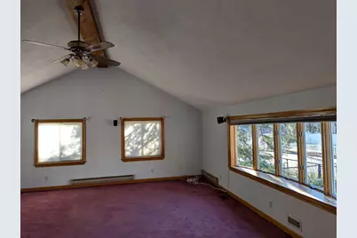 19 Carey Ave, Burlington, MA 01803 - Photo 6