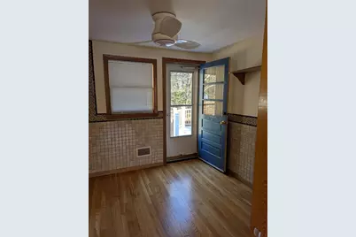 19 Carey Ave, Burlington, MA 01803 - Photo 8