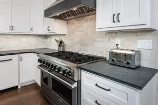 18 Wolcott Ave, Andover, MA 01810 - Photo 16