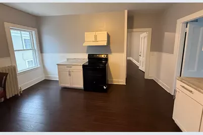 5 Lothrop St #3, Plymouth, MA 02360 - Photo 4