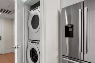 301 Border St, Boston, MA 02128 - Photo 12