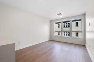 301 Border St, Boston, MA 02128 - Photo 6