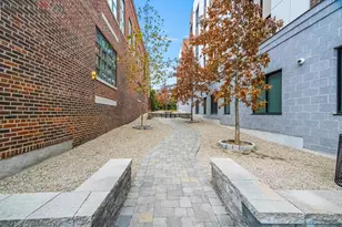 20 W Fifth St, Boston, MA 02127 - Photo 38