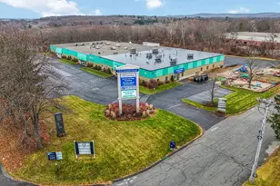 910 Boston Tpke, Shrewsbury, MA 01545 - Photo 2