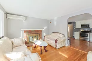 128 Salem Rd, Billerica, MA 01821 - Photo 4
