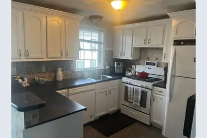 138 Mount Washington St #138, Lowell, MA 01854 - Photo 4