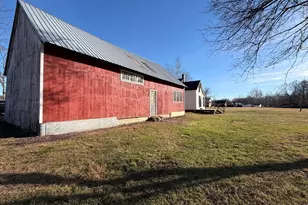 336 Plain Rd, Greenfield, MA 01301 - Photo 6