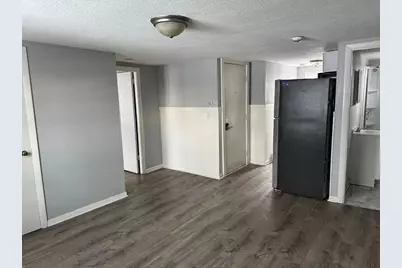 34 Irving St #3, Worcester, MA 01609 - Photo 2