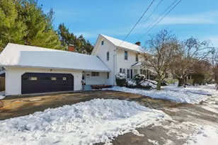 48 Pleasant St, Westfield, MA 01085 - Photo 2
