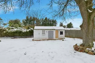 135 Bulat Dr, Springfield, MA 01129 - Photo 30