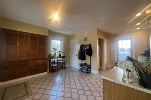 27 Holton, Medford, MA 02155 - Photo 2