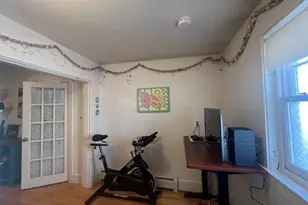 27 Holton, Medford, MA 02155 - Photo 6