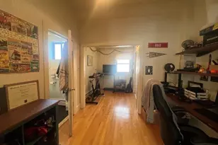 27 Holton, Medford, MA 02155 - Photo 18