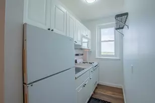 285 Lynn Shore Dr, Lynn, MA 01902 - Photo 12