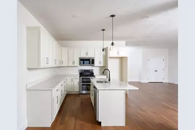 42 Metacomet Road #42, West Bridgewater, MA 02379 - Photo 8