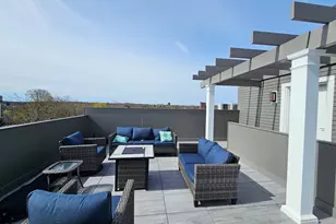 64 Alpine St, Boston, MA 02119 - Photo 12