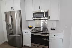 64 Alpine St, Boston, MA 02119 - Photo 4