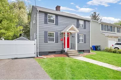 13 Bither St, Springfield, MA 01118 - Photo 2