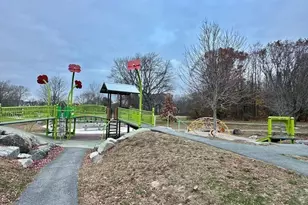 363 Hildreth, Lowell, MA 01850 - Photo 10