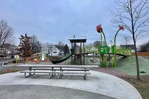 363 Hildreth, Lowell, MA 01850 - Photo 12