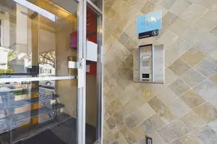 18 Glencoe St, Boston, MA 02135 - Photo 10