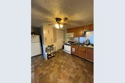 12 Sibley Ave, Westfield, MA 01085 - Photo 4