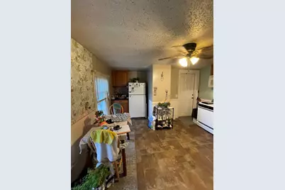 12 Sibley Ave, Westfield, MA 01085 - Photo 6