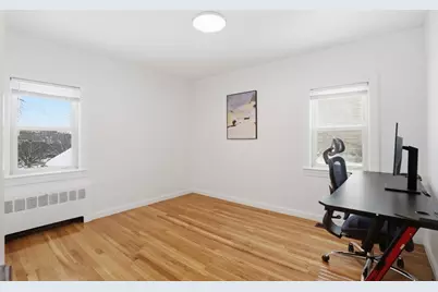 39 Phoebe Ave, Lowell, MA 01854 - Photo 8
