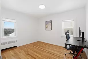 39 Phoebe Ave, Lowell, MA 01854 - Photo 8