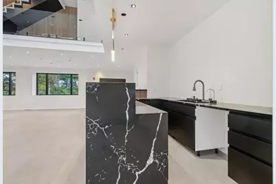 883 Greendale Ave, Needham, MA 02492 - Photo 4