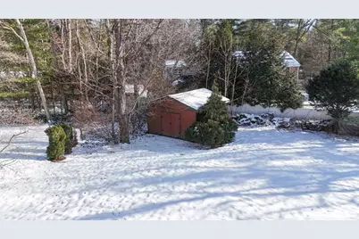 64 Magnolia Cir, Longmeadow, MA 01106 - Photo 12