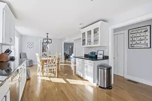 578 Huckins Neck Rd, Barnstable, MA 02632 - Photo 8