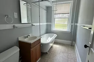 12 Brooks Park, Medford, MA 02155 - Photo 4