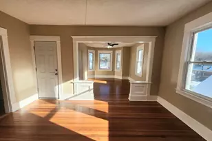 153 Grattan, Chicopee, MA 01020 - Photo 6