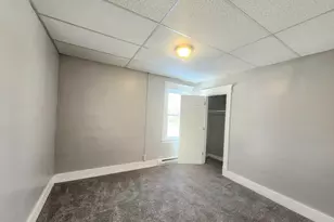 153 Grattan, Chicopee, MA 01020 - Photo 10