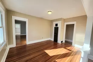 153 Grattan, Chicopee, MA 01020 - Photo 8