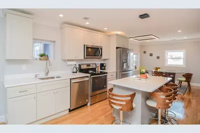 56-58 Orvis #2, Revere, MA 02151 - Photo 6